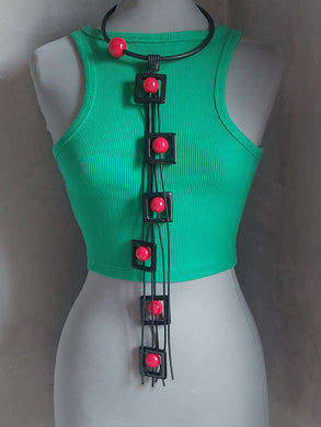 Collana pendolo quadro rosso e nero