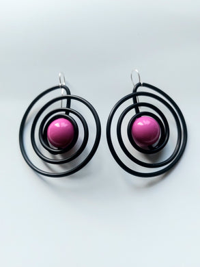 Orecchini saturn ciclaminoz
