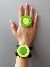 Carica l'immagine nel visualizzatore di Gallery, Parure le soleil verde e giallo fluo