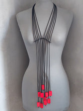 Carica l'immagine nel visualizzatore di Gallery, Collana Osaka red