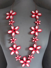 Carica l&#39;immagine nel visualizzatore di Gallery, Collana fiorello fuxia