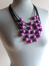 Carica l'immagine nel visualizzatore di Gallery, Collana noodles 3x1 viola