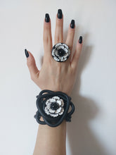 Carica l'immagine nel visualizzatore di Gallery, Set rose bianco e nero