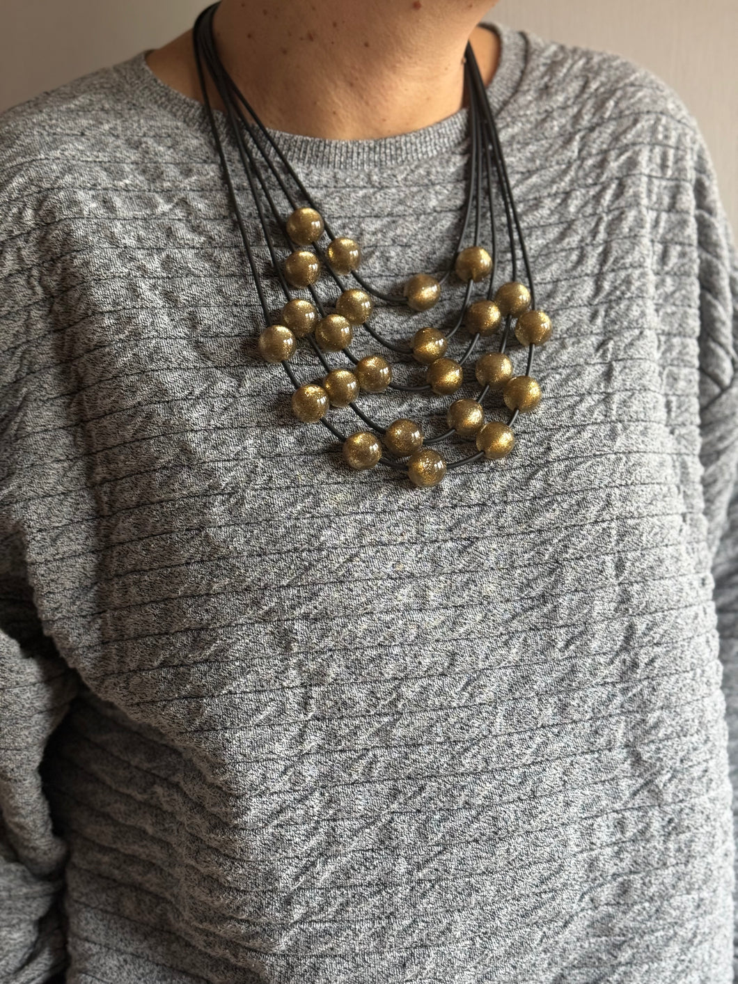 Collana mini Noodles oro glitter