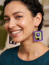 Carica l'immagine nel visualizzatore di Gallery, Orecchini quadro in quadro viola e verde