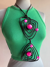 Carica l'immagine nel visualizzatore di Gallery, Collana Ardesia rosa shock