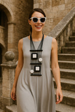 Carica l'immagine nel visualizzatore di Gallery, Collana mini pica black e White