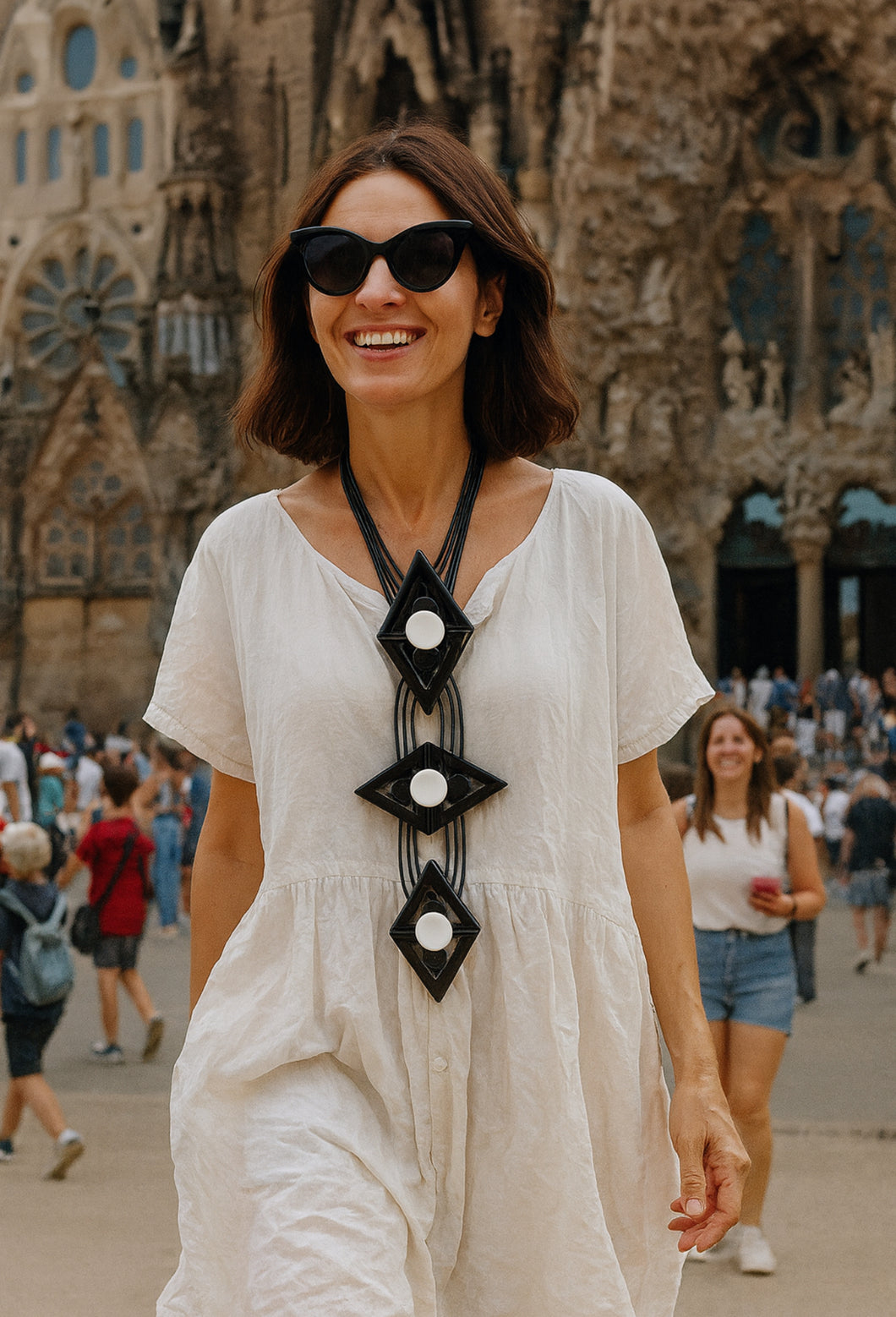 Collana Baricentro black e white