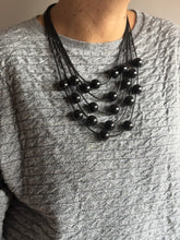 Carica l&#39;immagine nel visualizzatore di Gallery, Collana nini Noodles total black