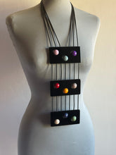 Carica l'immagine nel visualizzatore di Gallery, Collana tria moon multicolor