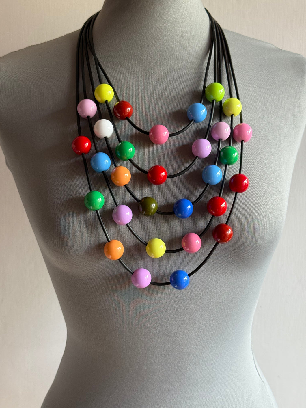 Collana mini Noodles 2025