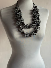 Carica l&#39;immagine nel visualizzatore di Gallery, Collana noodles glitter