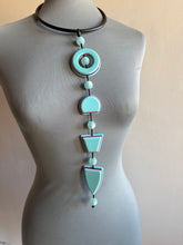 Carica l'immagine nel visualizzatore di Gallery, Collana Totem turchese