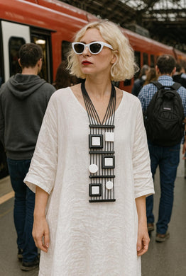 Collana Pica Black & White