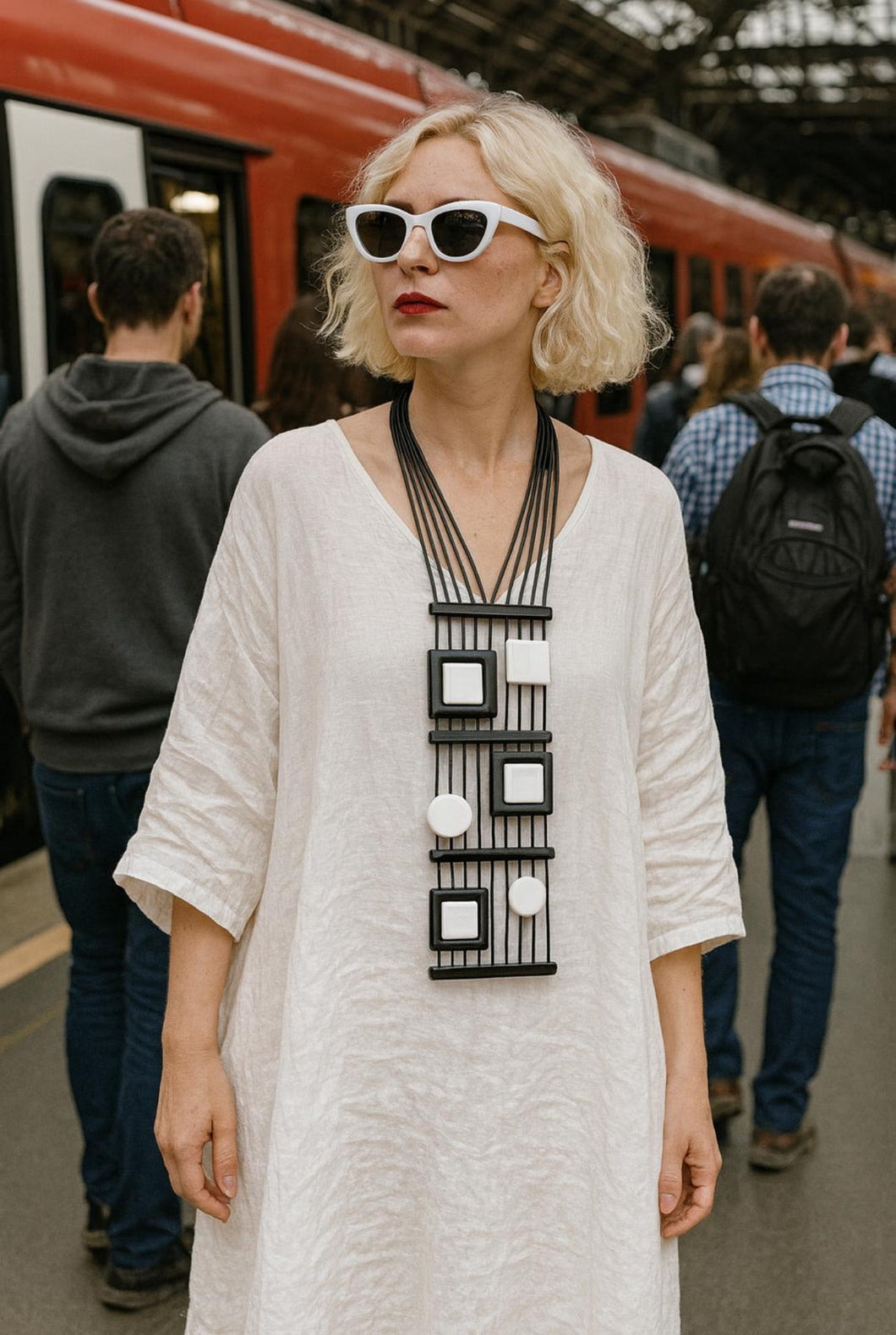 Collana Pica Black & White