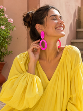 Carica l'immagine nel visualizzatore di Gallery, Orecchini uovo Fuxia shocking