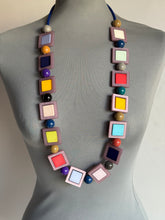 Carica l'immagine nel visualizzatore di Gallery, Collana long train multicolor 2