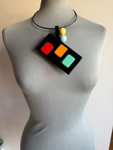 Carica l'immagine nel visualizzatore di Gallery, Collana Block multicolor