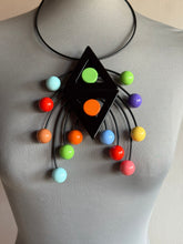 Carica l'immagine nel visualizzatore di Gallery, Collana spider multicolor