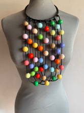 Carica l'immagine nel visualizzatore di Gallery, Collana splash multicolor 2026