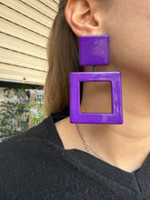 Carica l&#39;immagine nel visualizzatore di Gallery, Orecchini punto quadro viola