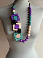 Carica l&#39;immagine nel visualizzatore di Gallery, Collana escalation viola,avorio e verde