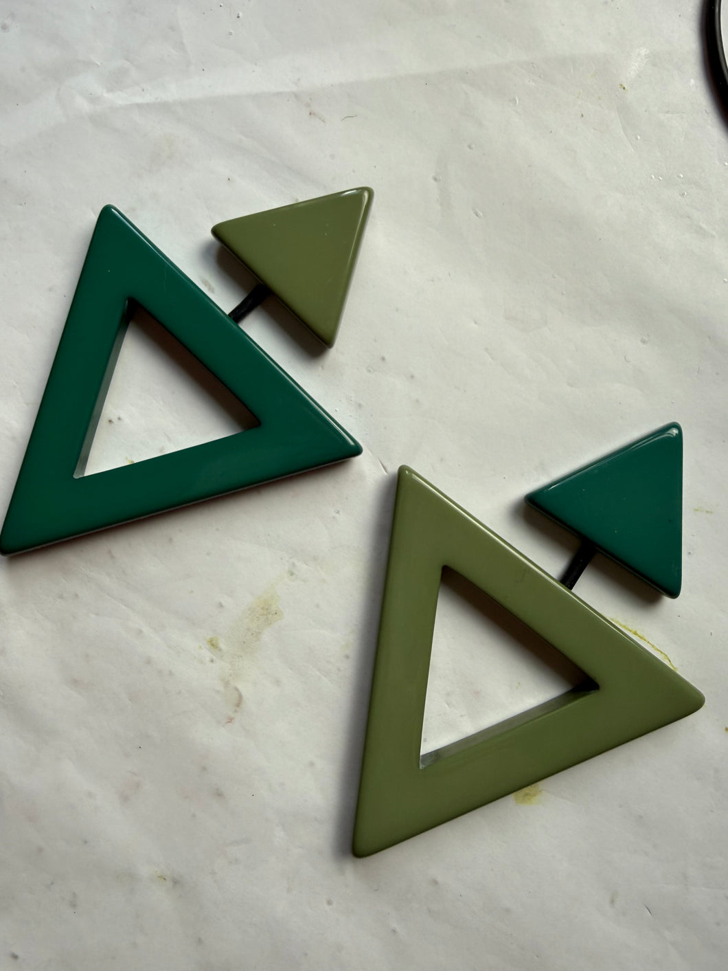 Orecchini tria verde chiaro e scuro