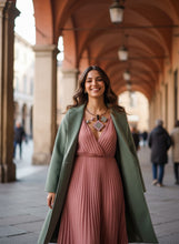 Carica l'immagine nel visualizzatore di Gallery, Collana bilonge rosa antico e salvia