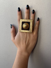 Carica l'immagine nel visualizzatore di Gallery, Anello quadro tempio