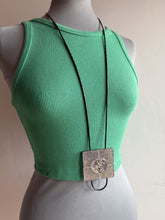Carica l'immagine nel visualizzatore di Gallery, Collana Squid game argento