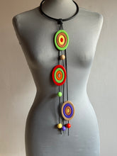 Carica l'immagine nel visualizzatore di Gallery, Collana pendolo  tri uovo multicolore