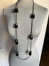 Carica l'immagine nel visualizzatore di Gallery, Collana G name