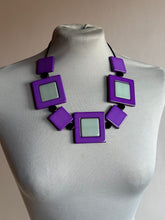 Carica l'immagine nel visualizzatore di Gallery, Collana My Soul viola e verde salvia