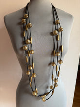 Carica l'immagine nel visualizzatore di Gallery, Collana l’economica super Gold limited Edition