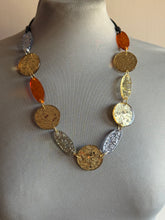 Carica l'immagine nel visualizzatore di Gallery, Collana lucciola glitter