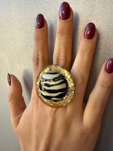 Carica l'immagine nel visualizzatore di Gallery, Anello luna Gold