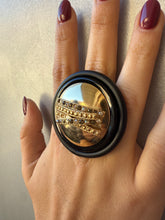 Carica l'immagine nel visualizzatore di Gallery, Anello ufo oro