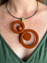 Carica l'immagine nel visualizzatore di Gallery, Collana Aracno marrone