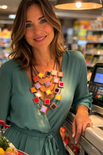 Carica l'immagine nel visualizzatore di Gallery, Collana Noodles quadro  piccolo multicolor