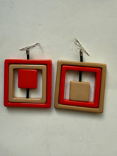 Carica l'immagine nel visualizzatore di Gallery, Set orecchini bracciale e anello aragosta e beige