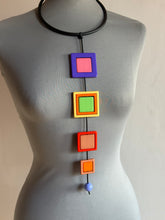 Carica l'immagine nel visualizzatore di Gallery, Collana Totem multicolor