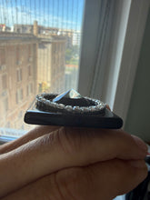 Carica l'immagine nel visualizzatore di Gallery, Anello piramide diamond