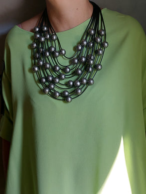 Collana noodles sfere spazzolate color agento