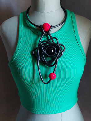 Collana Ardea rosso e nero