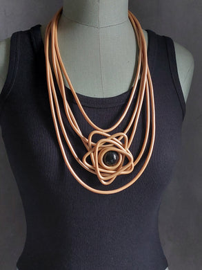 Noodles stella oro e nero