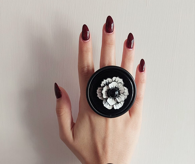 Anello black rose